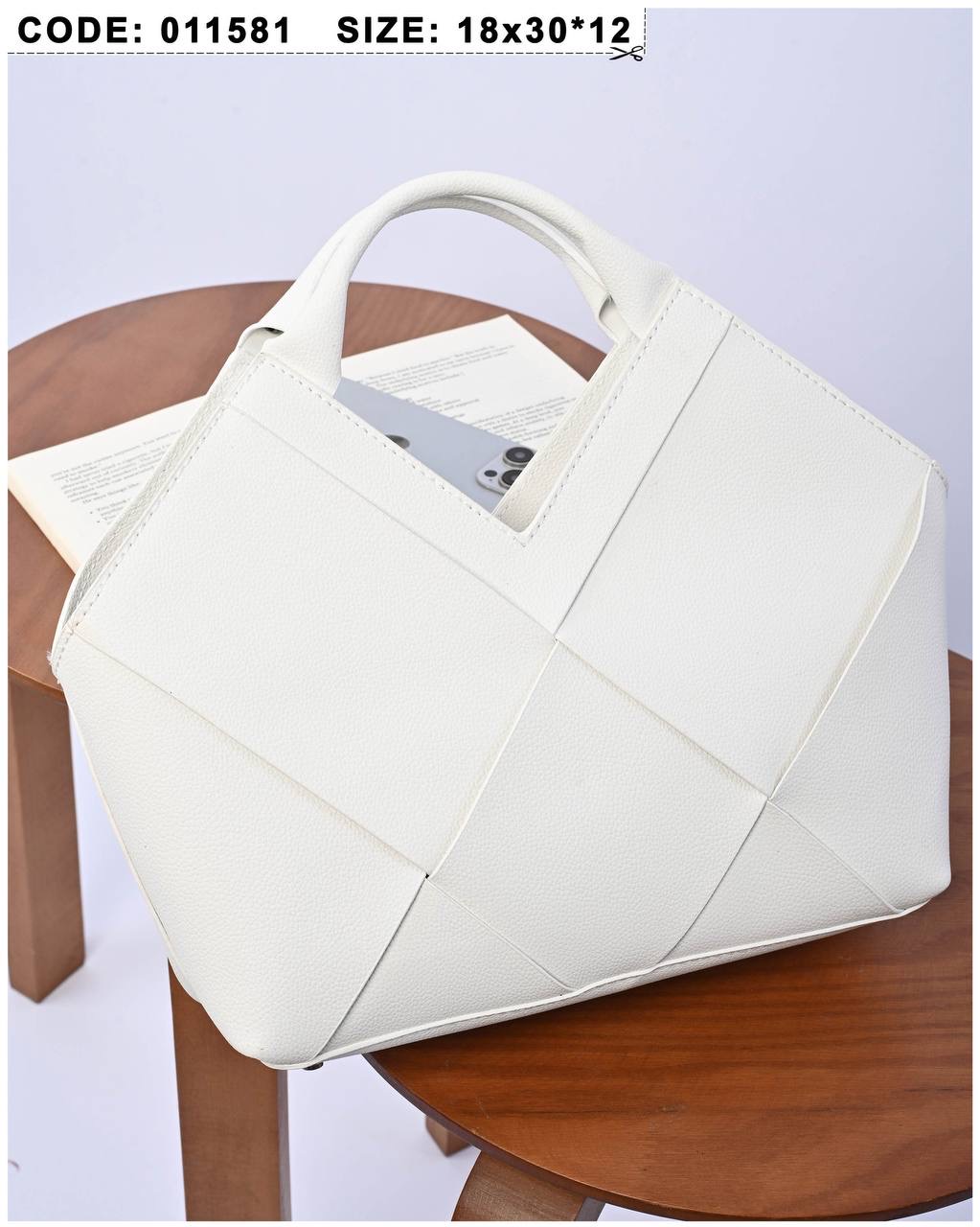 /public/uploads/photos/shares/Suzy bags/IMG_3203.jpeg